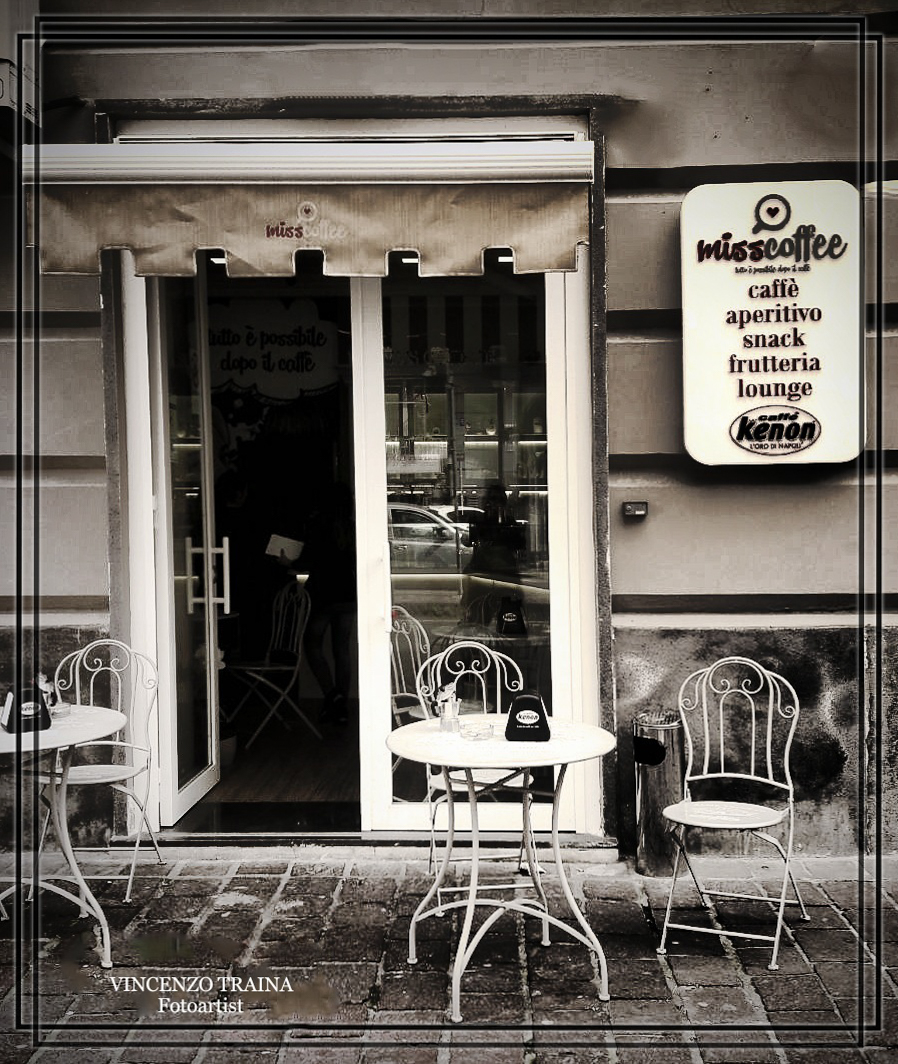 Café, Eingang